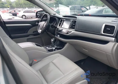 2017 Toyota Highlander Xle из США, поврежденный, VIN 5TDJZRFHXHS470606